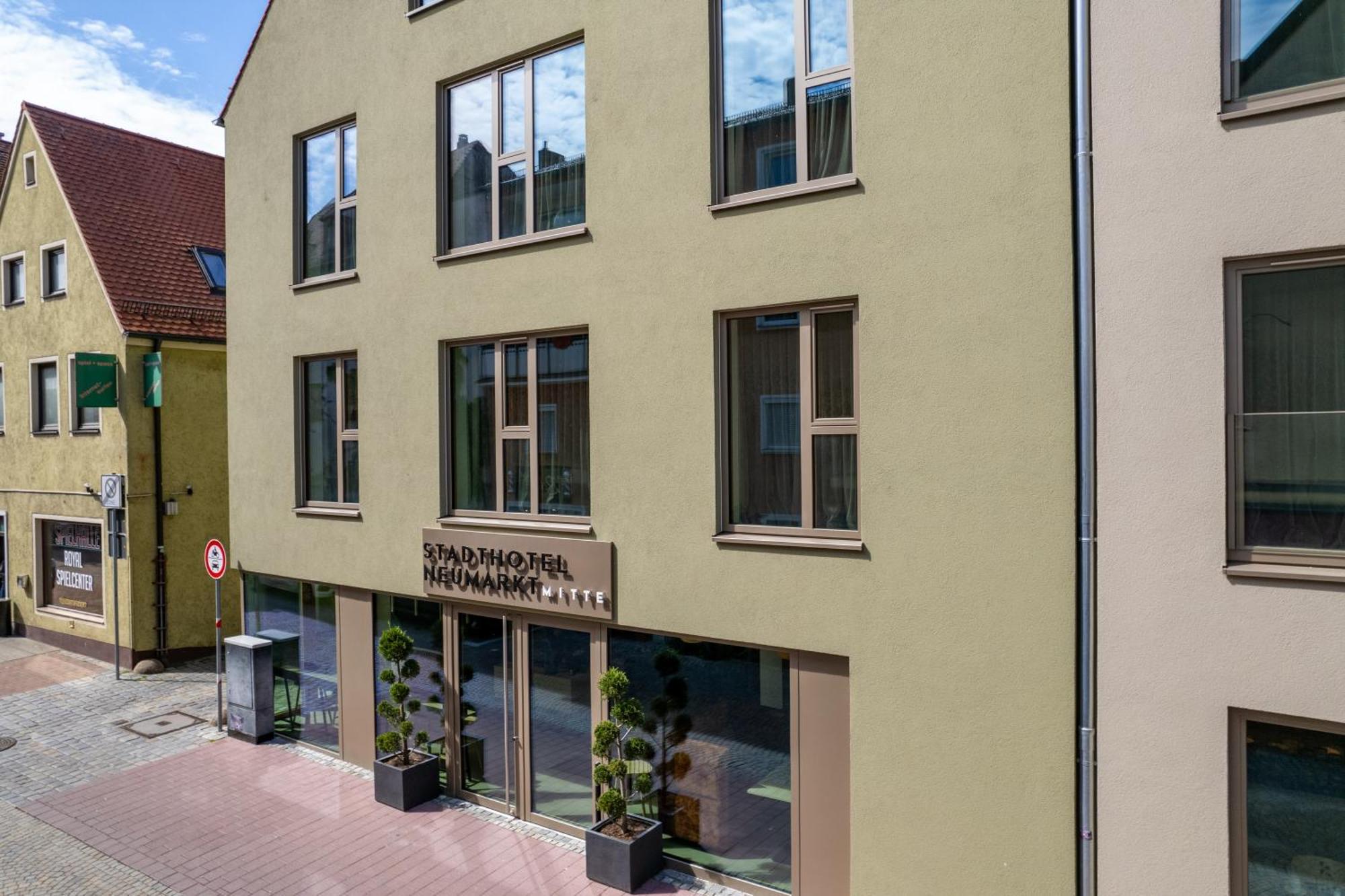 Stadthotel Neumarkt Mitte Neumarkt in der Oberpfalz Ngoại thất bức ảnh